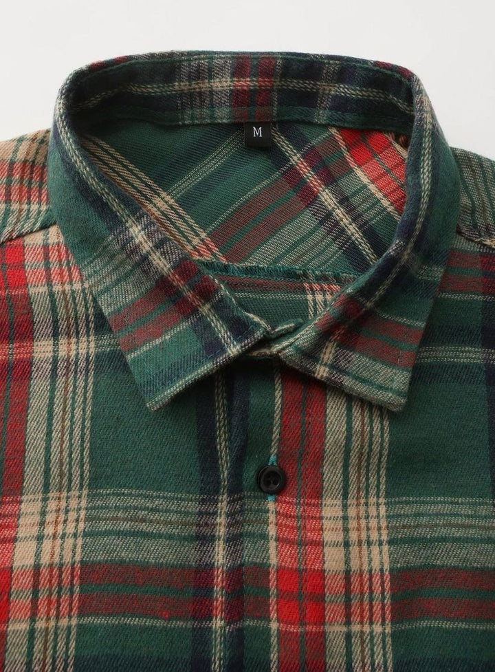 Men's Plaid Flannel Long-Sleeve Button-Up Shirt