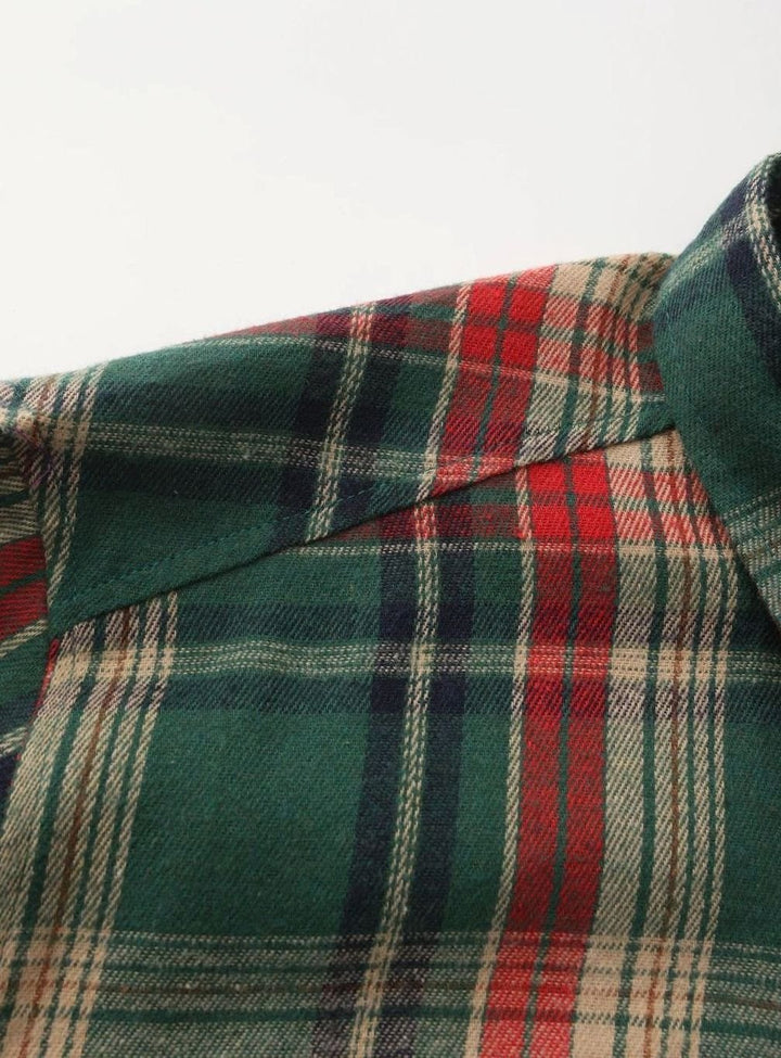 Men's Plaid Flannel Long-Sleeve Button-Up Shirt