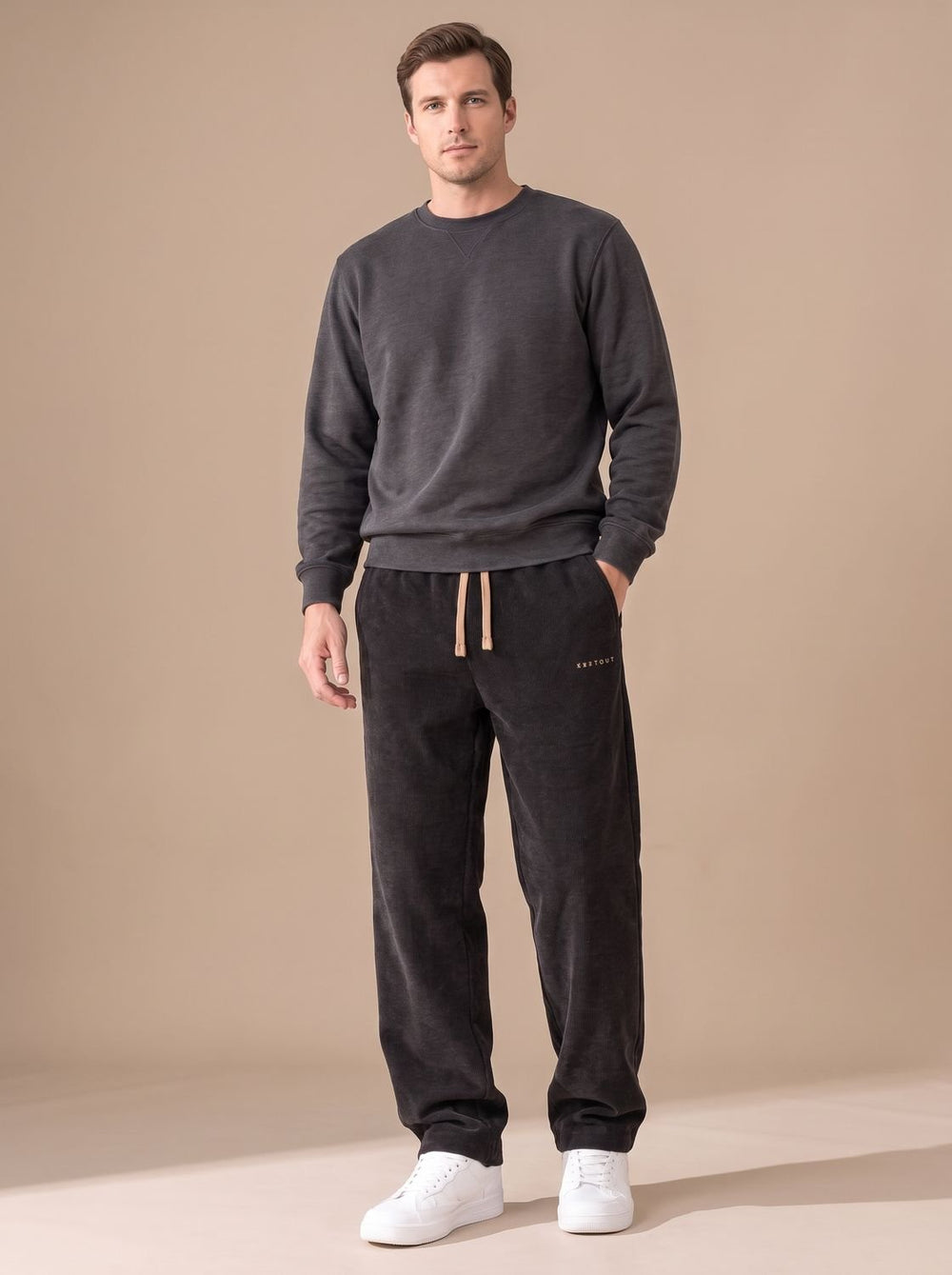 Men's Relaxed Straight-Leg Corduroy Drawstring Pants