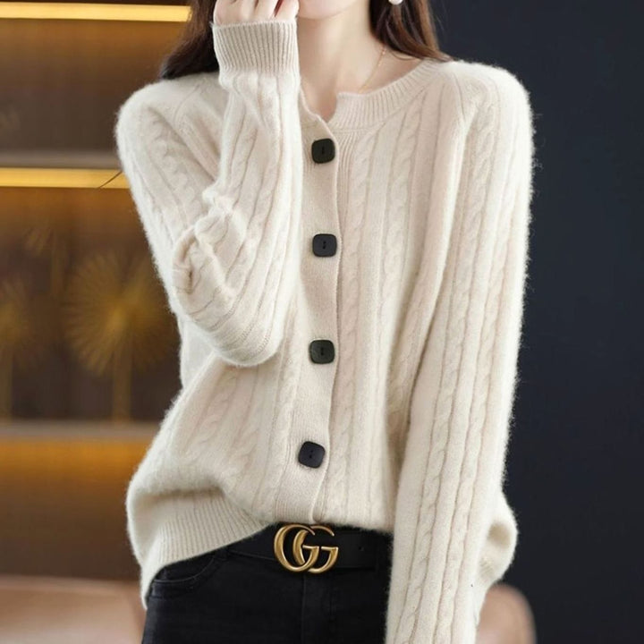 Women's Cable-Knit Button-Up Relaxed Fit Winter Cardigan - Apricot