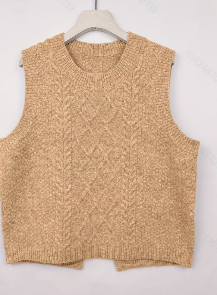Women's Cable-Knit Sleeveless Sweater Vest Round Neck