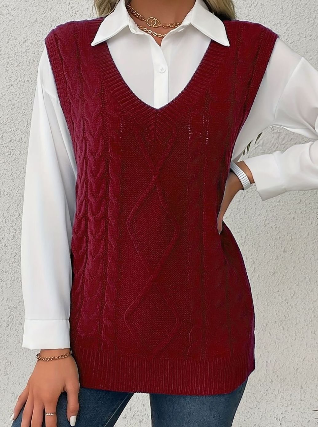 Women's Cable-Knit V-Neck Sweater Vest Relaxed Fit