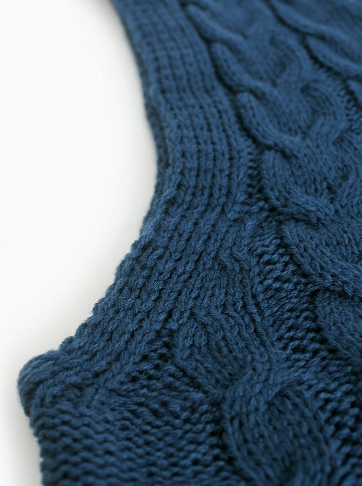 Women's Cable-Knit V-Neck Sweater Vest Relaxed Fit