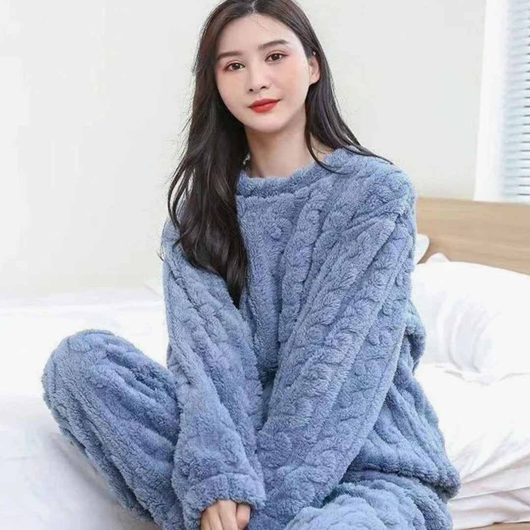 Women's Cozy Fleece Relaxed-Fit Winter Loungewear Set - Blue