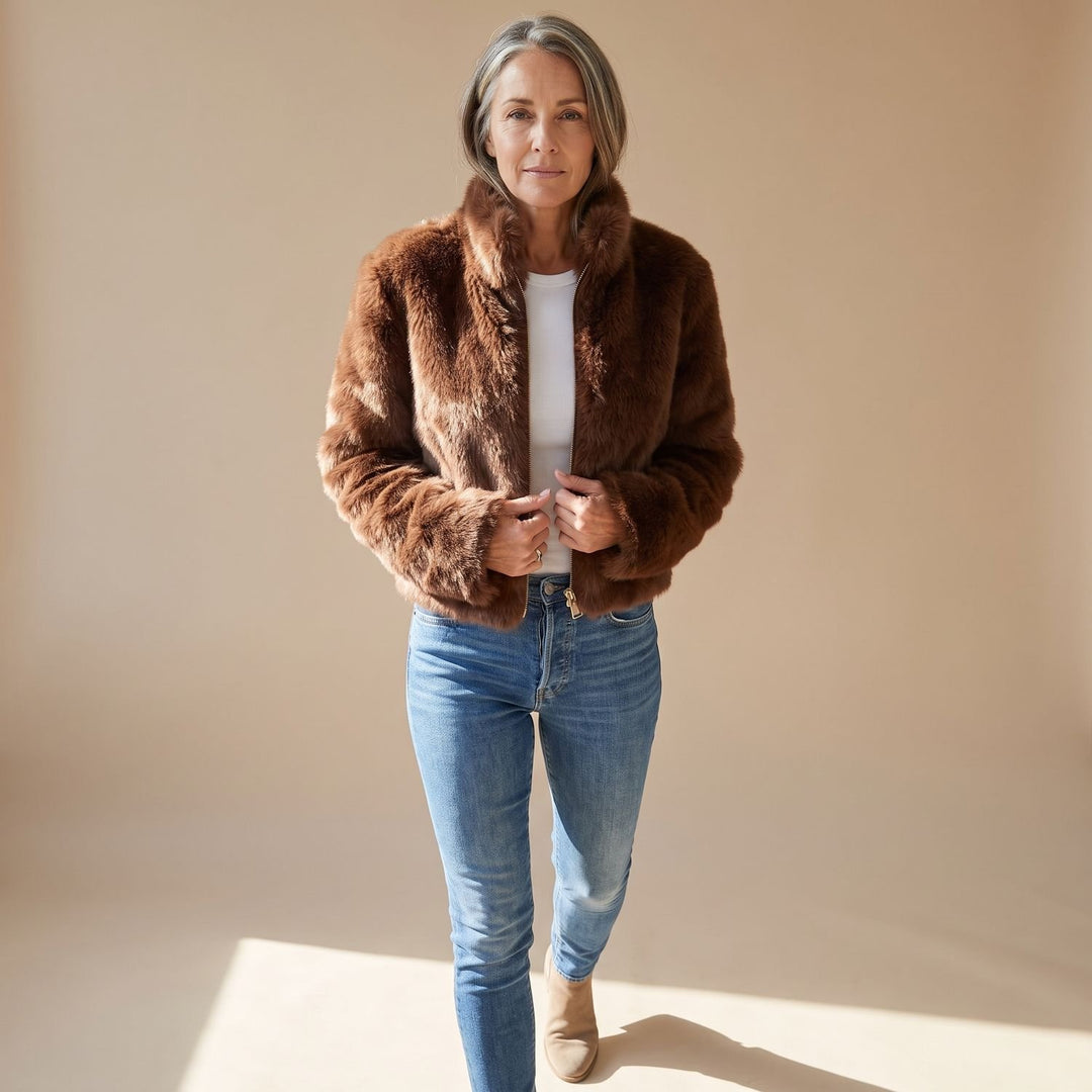 Women's Cropped Faux Fur Coat Zip-Up Fluffy Jacket - Brown