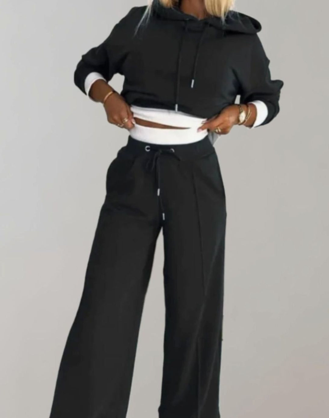 Women's Cropped Hoodie Wide-Leg Drawstring Tracksuit Set - Black