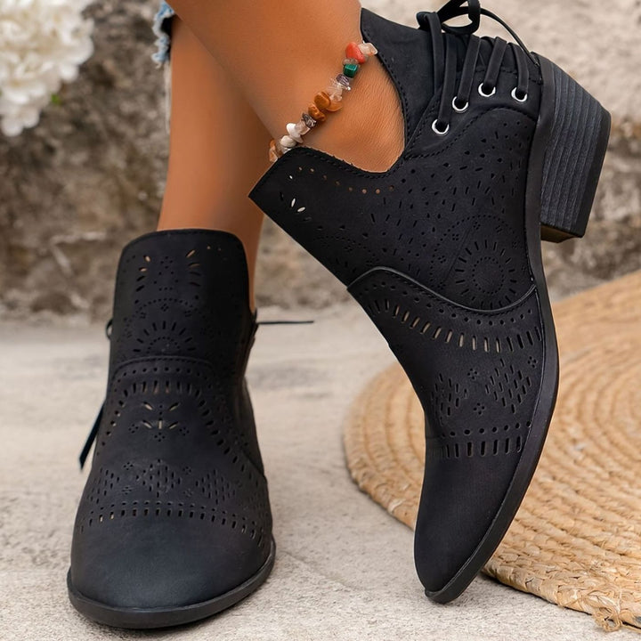 Women's Cutout Detail Pointed-Toe Lace-Up Ankle Boots
