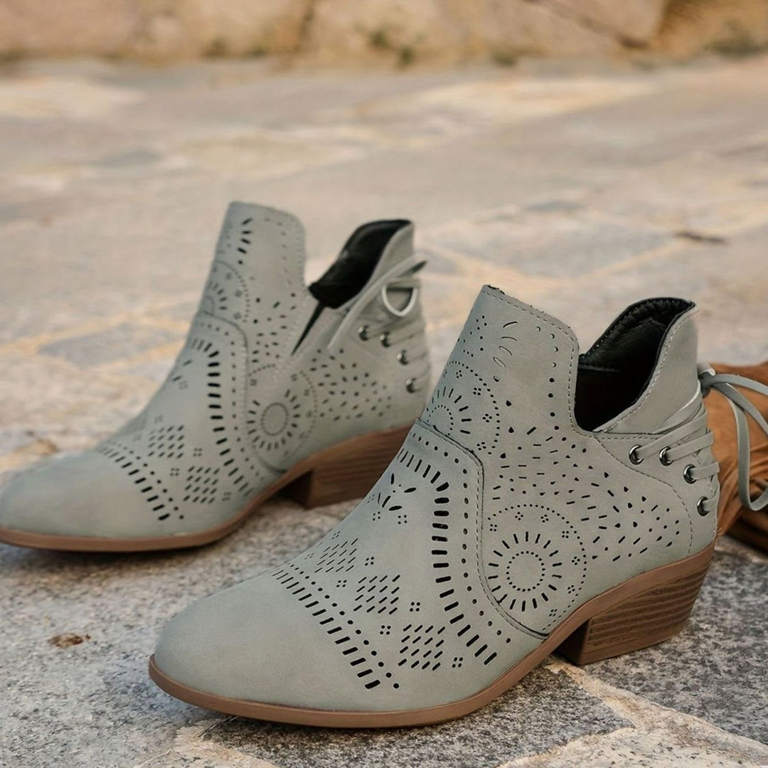 Women's Cutout Detail Pointed-Toe Lace-Up Ankle Boots