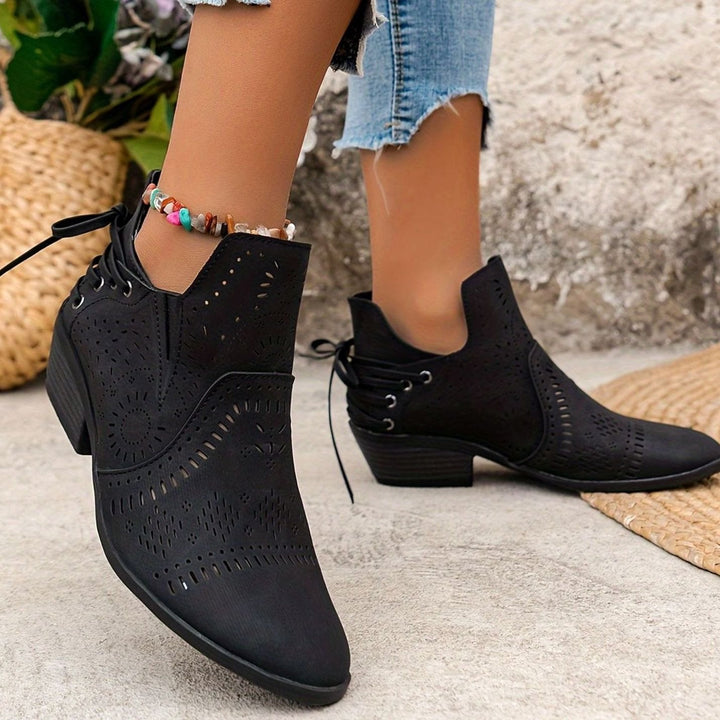 Women's Cutout Detail Pointed-Toe Lace-Up Ankle Boots - Black