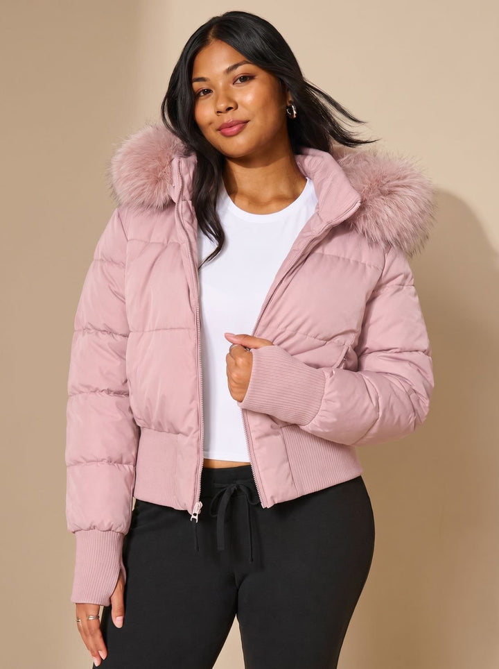 Women's Fitted Faux Fur Hood Cropped Puffer Jacket - Red