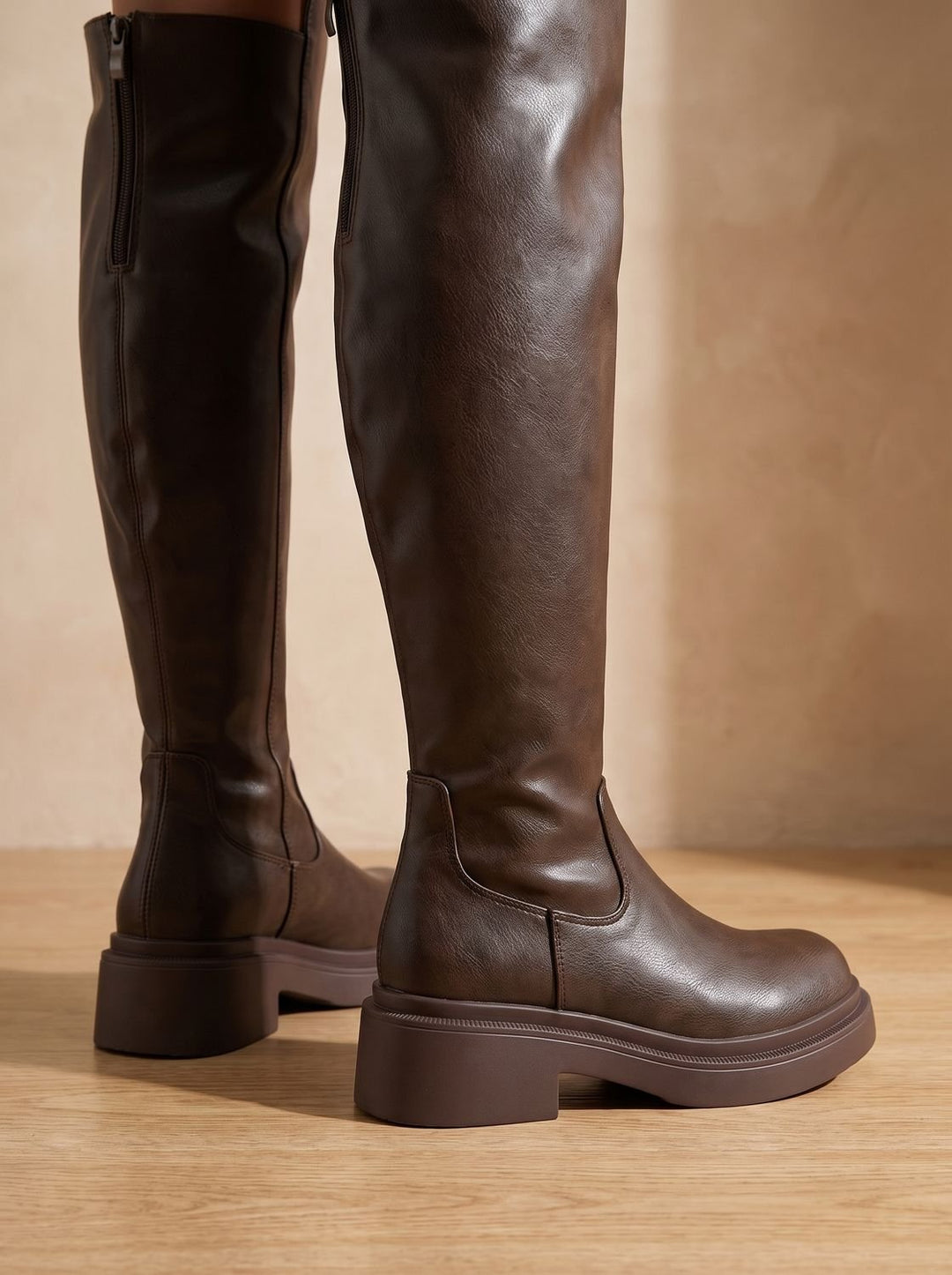 Women's Flat Over-the-Knee Side-Zip Stretch-Back Boots