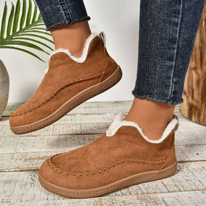 Women's Fleece-Lined Slip-On Suede Moccasin Loafers - Brown