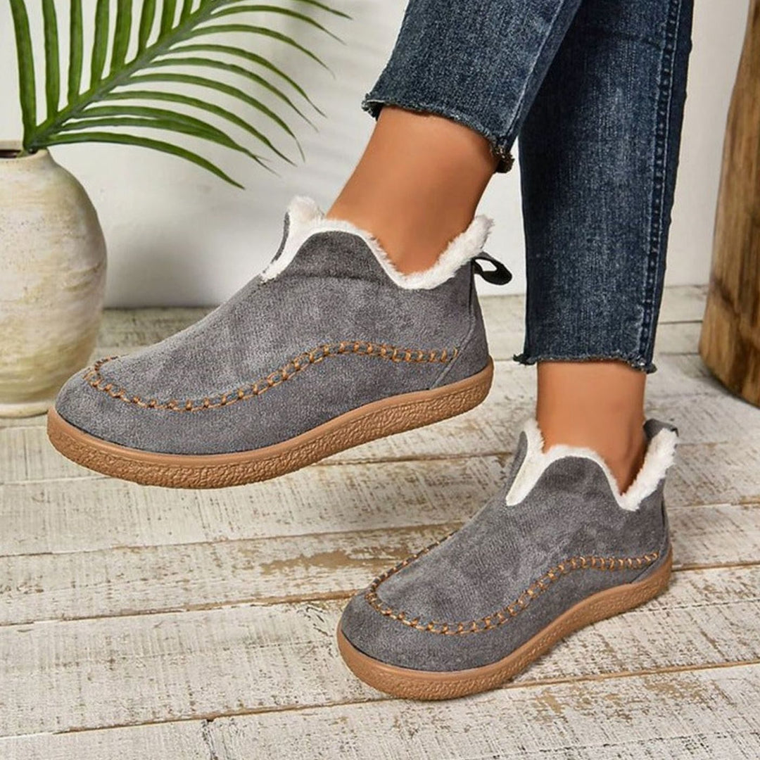 Women's Fleece-Lined Slip-On Suede Moccasin Loafers - Gray