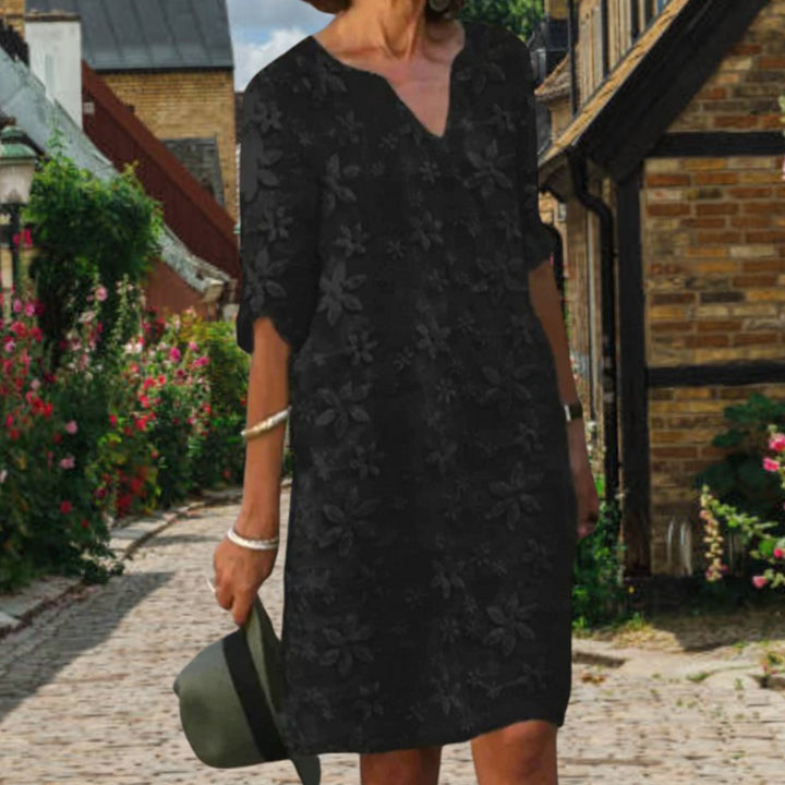Women's Floral Appliqué V-Neck Short-Sleeve Midi Dress - Black