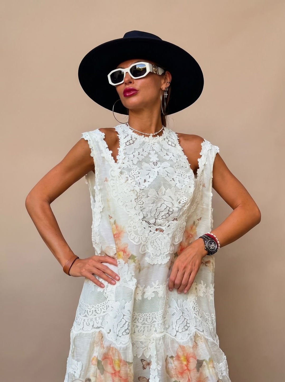 Women's Floral Lace Sleeveless Side-Slit Maxi Dress