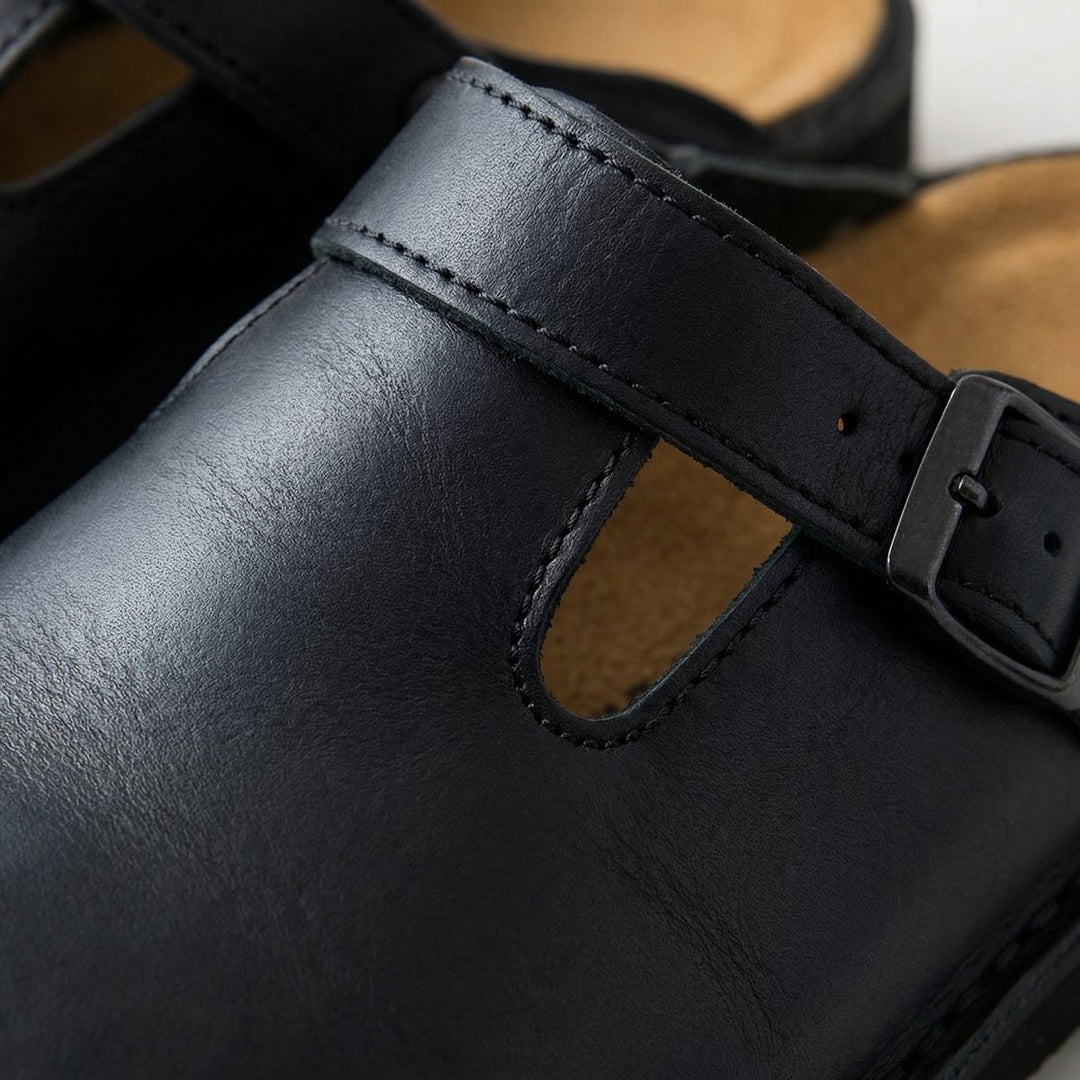 Women's Full-Grain Leather Ergonomic Slip-On Clogs
