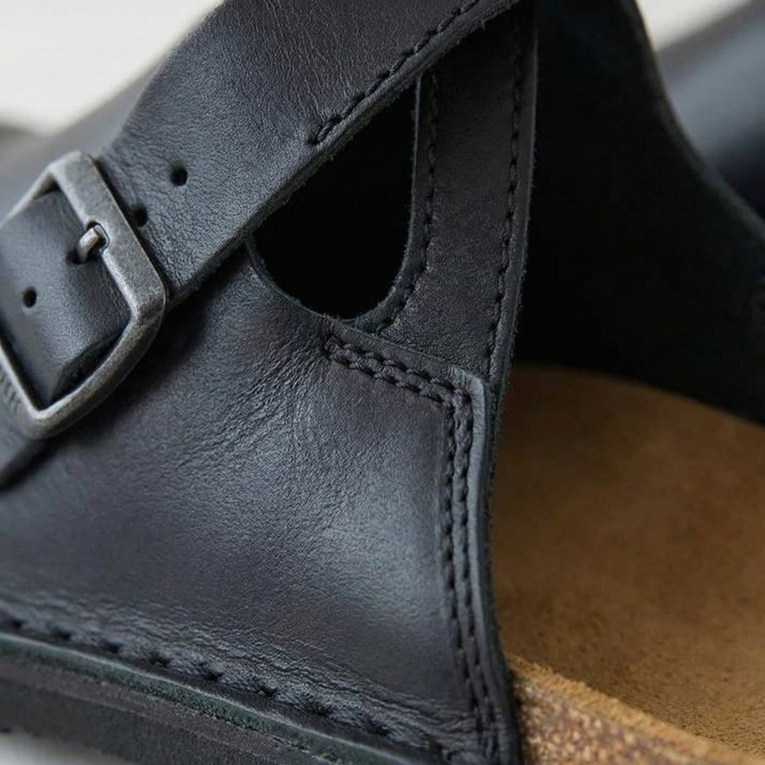 Women's Full-Grain Leather Ergonomic Slip-On Clogs
