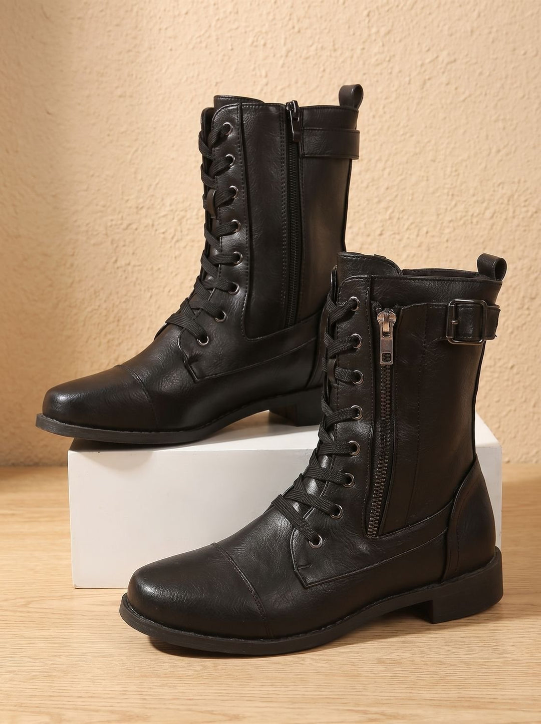 Women's Lace-Up Combat Boots Buckle Side-Zip Round-Toe