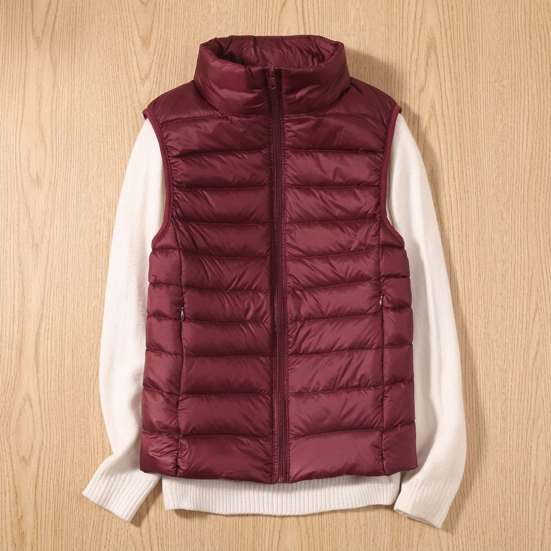 Women's Lightweight Waterproof Quilted Puffer Vest - Garnet