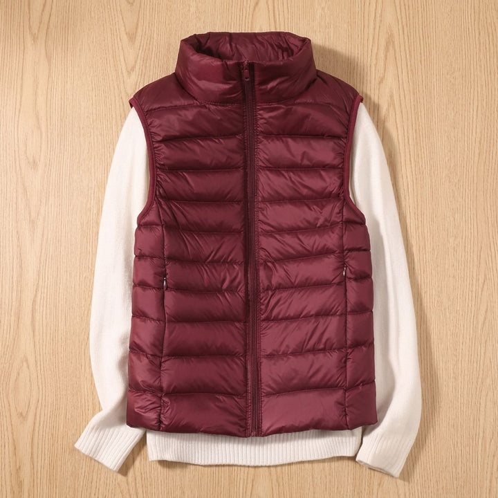 Women's Lightweight Waterproof Quilted Puffer Vest - Garnet