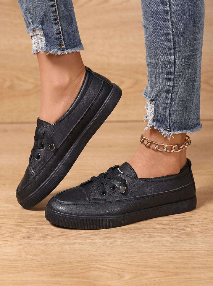 Women's Orthopedic Cushioned Lace-Up Low-Top Sneakers