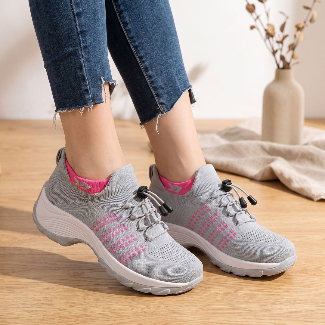Women's Orthopedic Knit Platform Lace-Up Sneakers