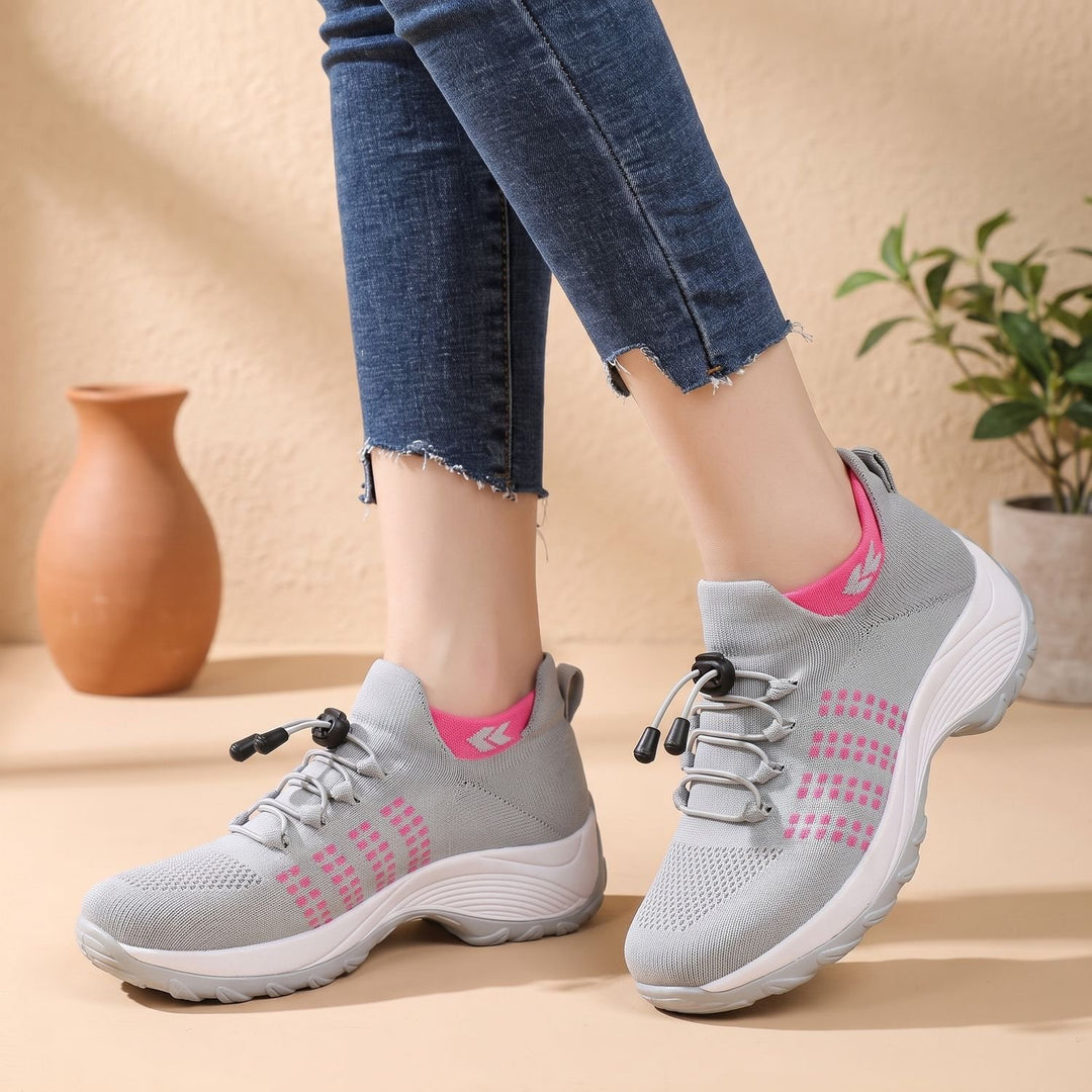 Women's Orthopedic Knit Platform Lace-Up Sneakers