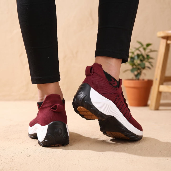 Women's Orthopedic Knit Platform Lace-Up Sneakers