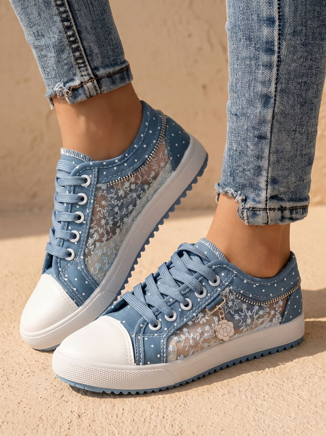 Women's Orthopedic Lace-Up Floral Mesh Platform Sneakers - Light Blue