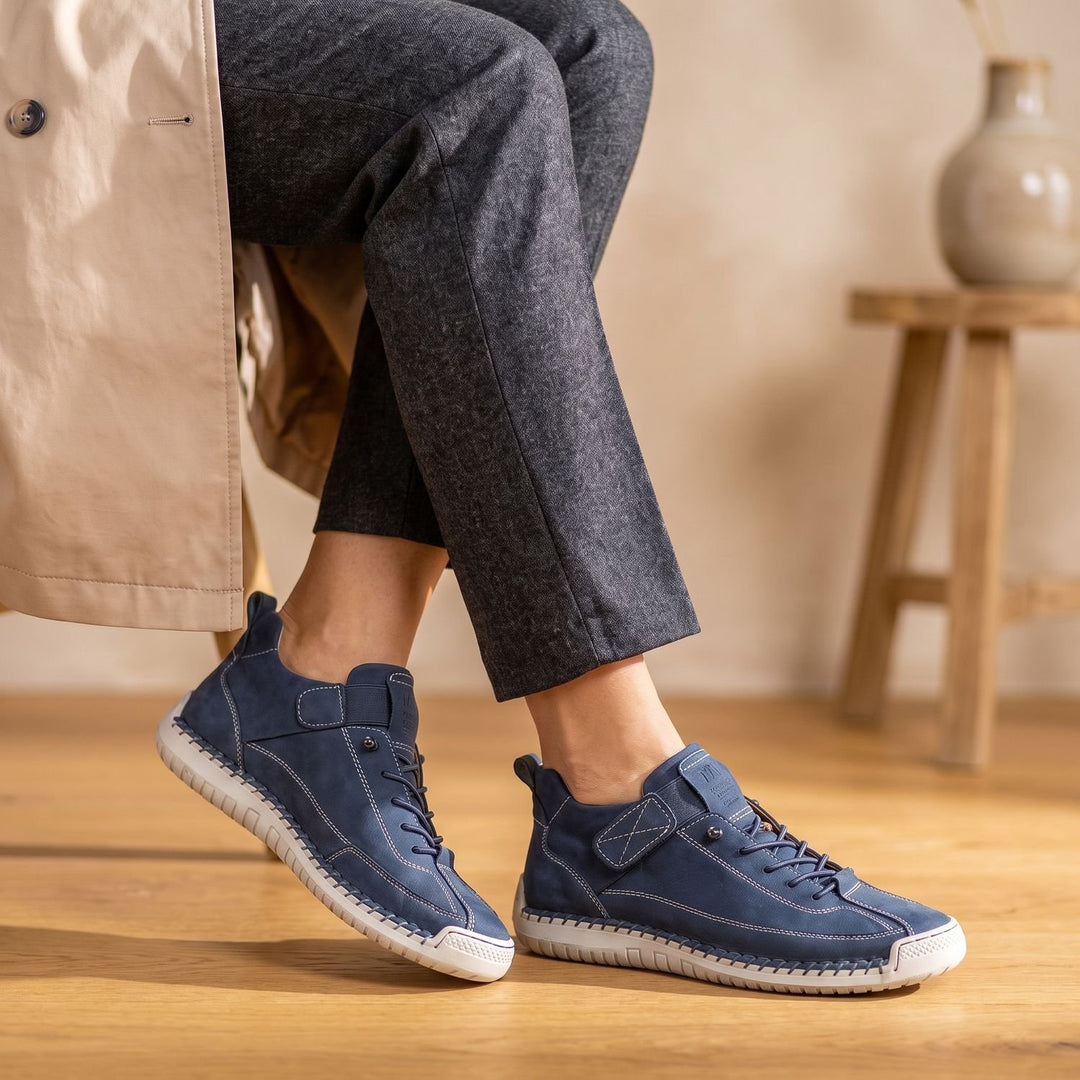 Women's Orthopedic Lace-Up Low-Top Walking Sneakers