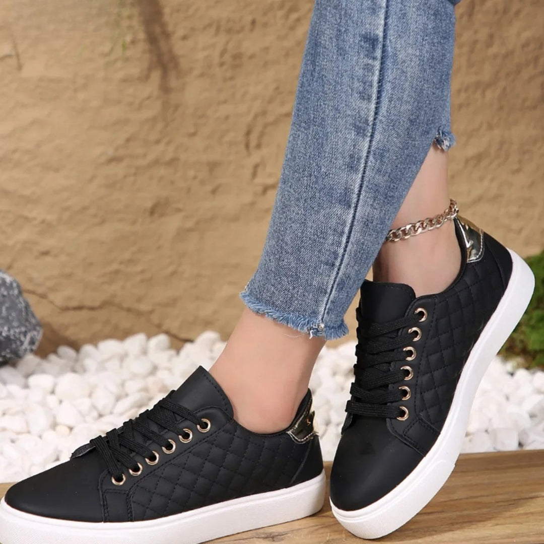 Women's Orthopedic Shoes Quilted Lace-Up Platform Sneakers - Black