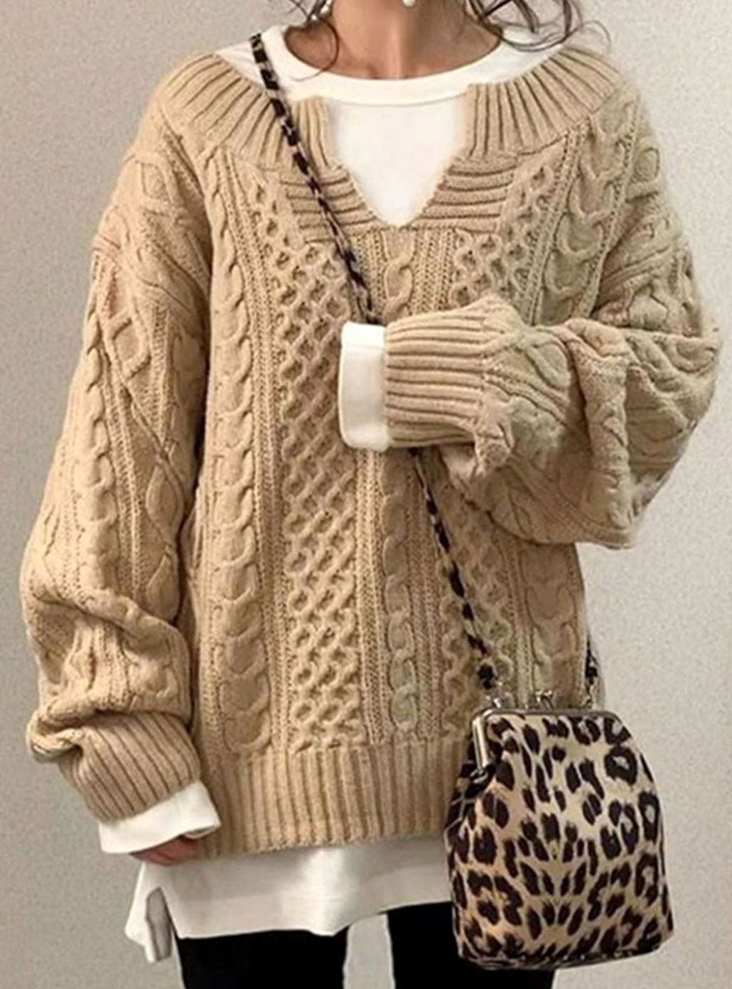 Women's Oversized Cable Knit Sweater V-Neck Pullover - Beige