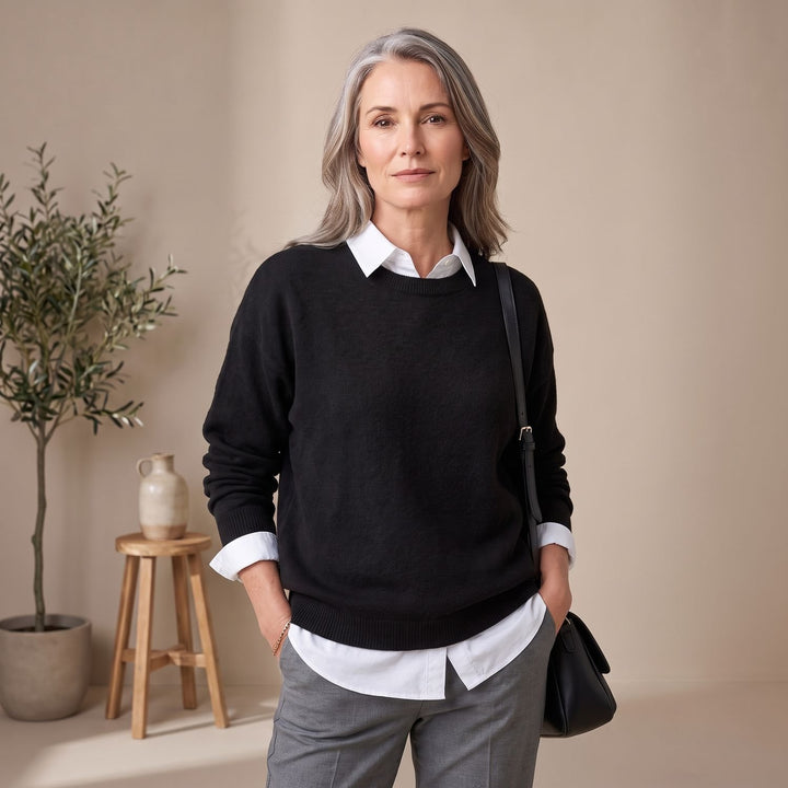 Women's Oversized Crew-Neck Knit Pullover Sweater - Black