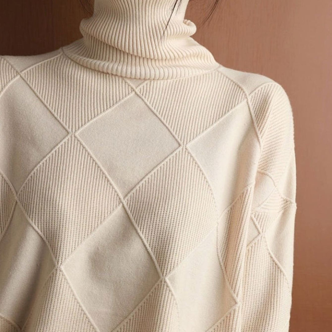 Women's Oversized Diamond-Texture Turtleneck Knit Sweater