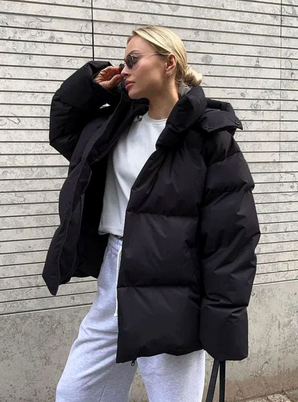 Women's Oversized Hooded Zip-Up Puffer Jacket