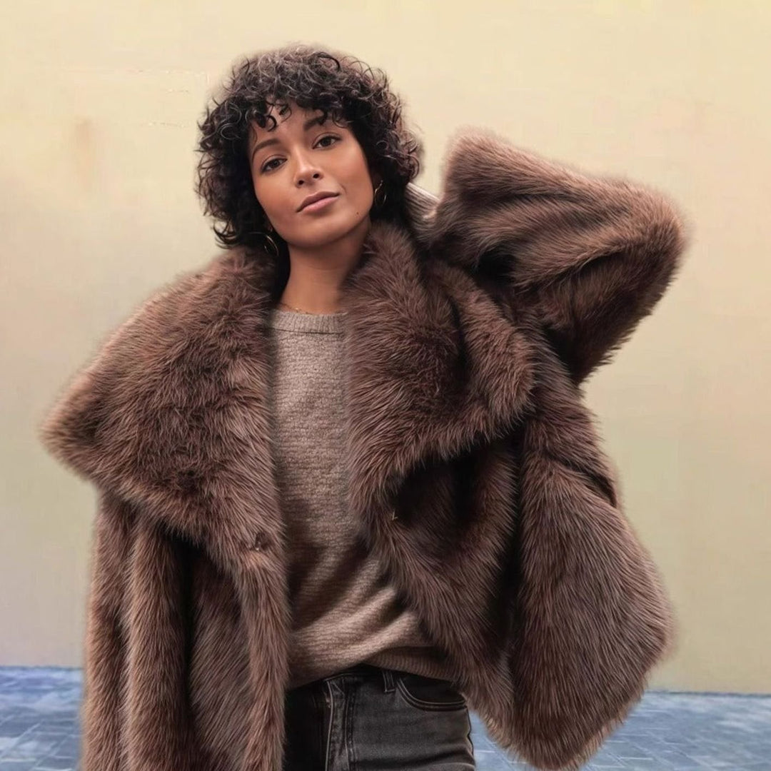 Women's Oversized Lapel-Collar Cropped Faux Fur Coat - Coffee