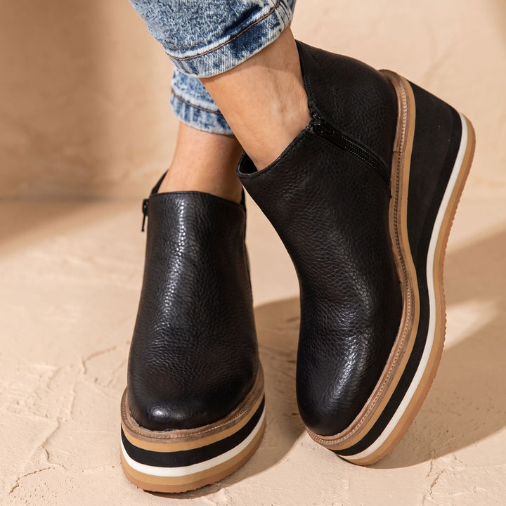 Women's Platform Wedge Side-Zip Ankle Boots - Black