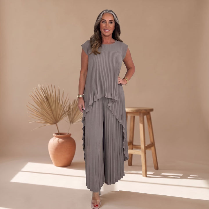 Women's Pleated Two Piece Set Wide-Leg Crop Pants Midi Top - Gray