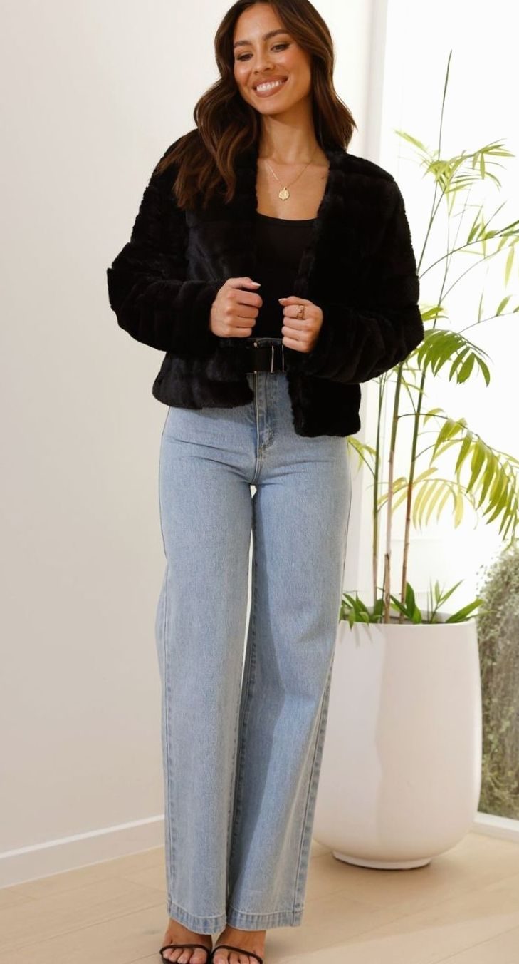 Women's Quilted Faux Fur Cropped Open-Front Evening Jacket