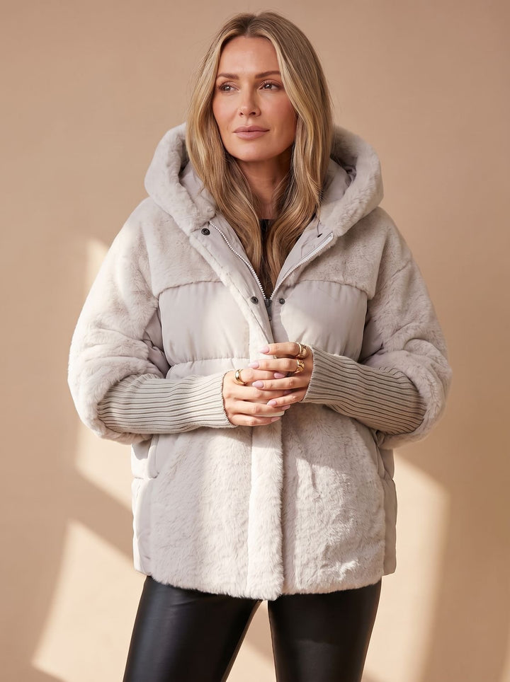 Women's Quilted Faux Fur Hooded Puffer Winter Jacket