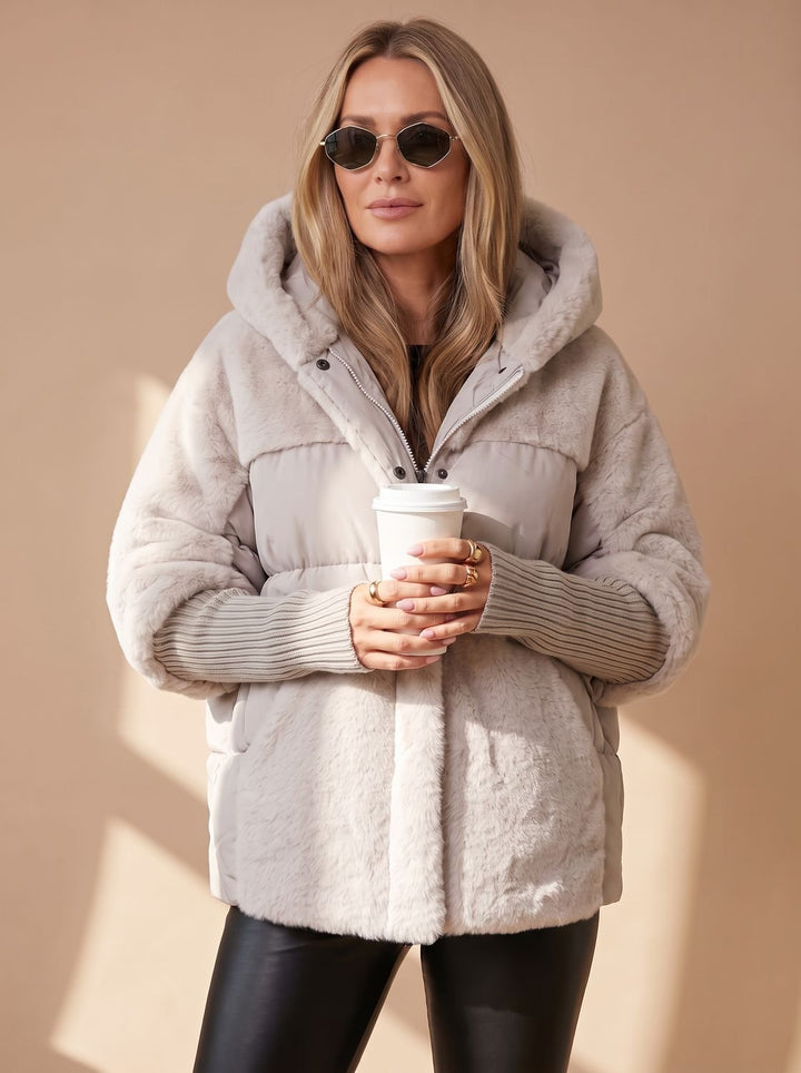 Women's Quilted Faux Fur Hooded Puffer Winter Jacket - Beige