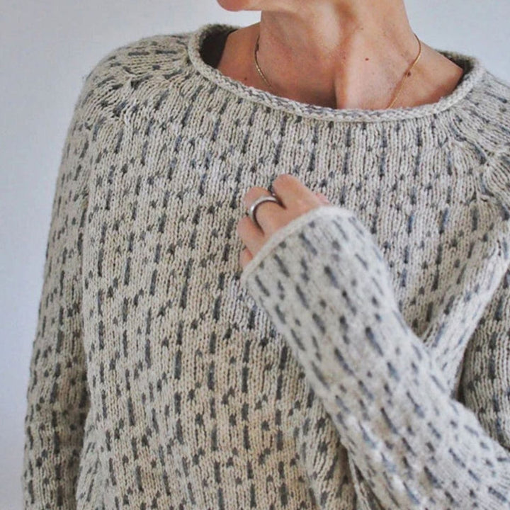 Women's Relaxed-Fit Crew Neck Long-Sleeve Knit Sweater