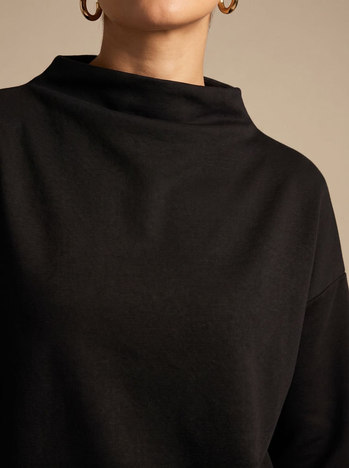 Women's Relaxed-Fit Mock-Neck Long-Sleeve Pullover Top
