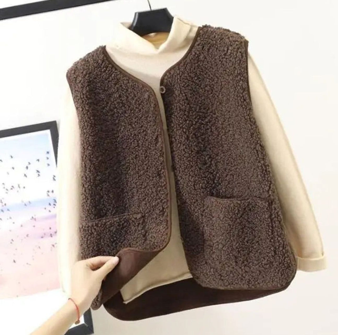 Women's Relaxed-Fit Sherpa Sleeveless Outerwear Vest - Dark Khaki