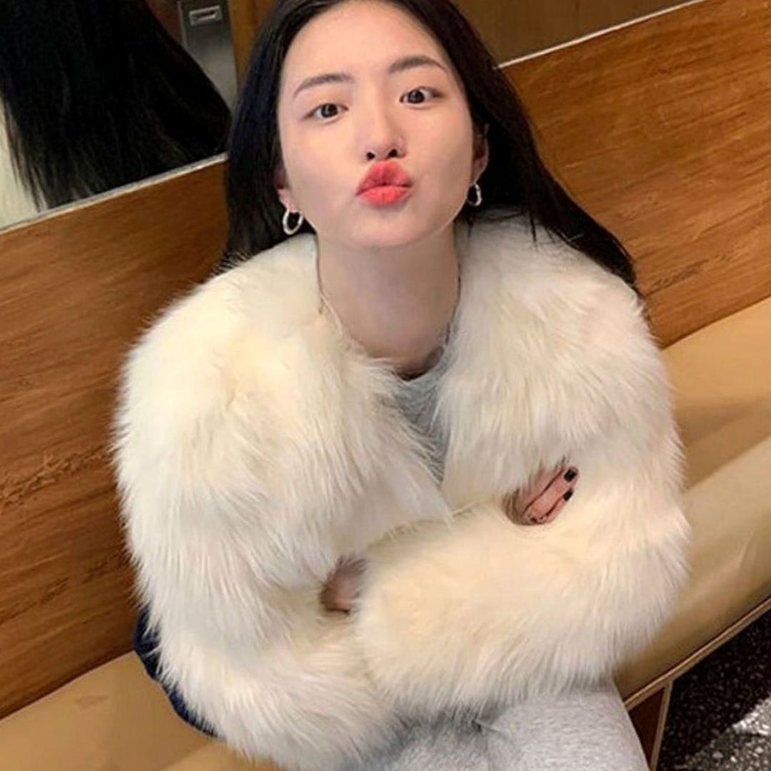Women's Short Fluffy Faux Fur Party Jacket - Cheese Beige