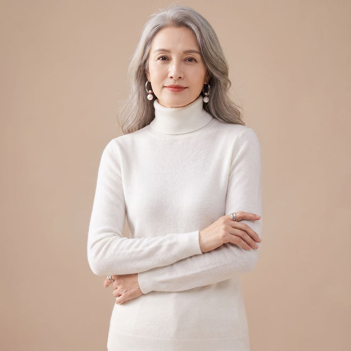 Women's Slim-Fit Cashmere Turtleneck Sweater - White