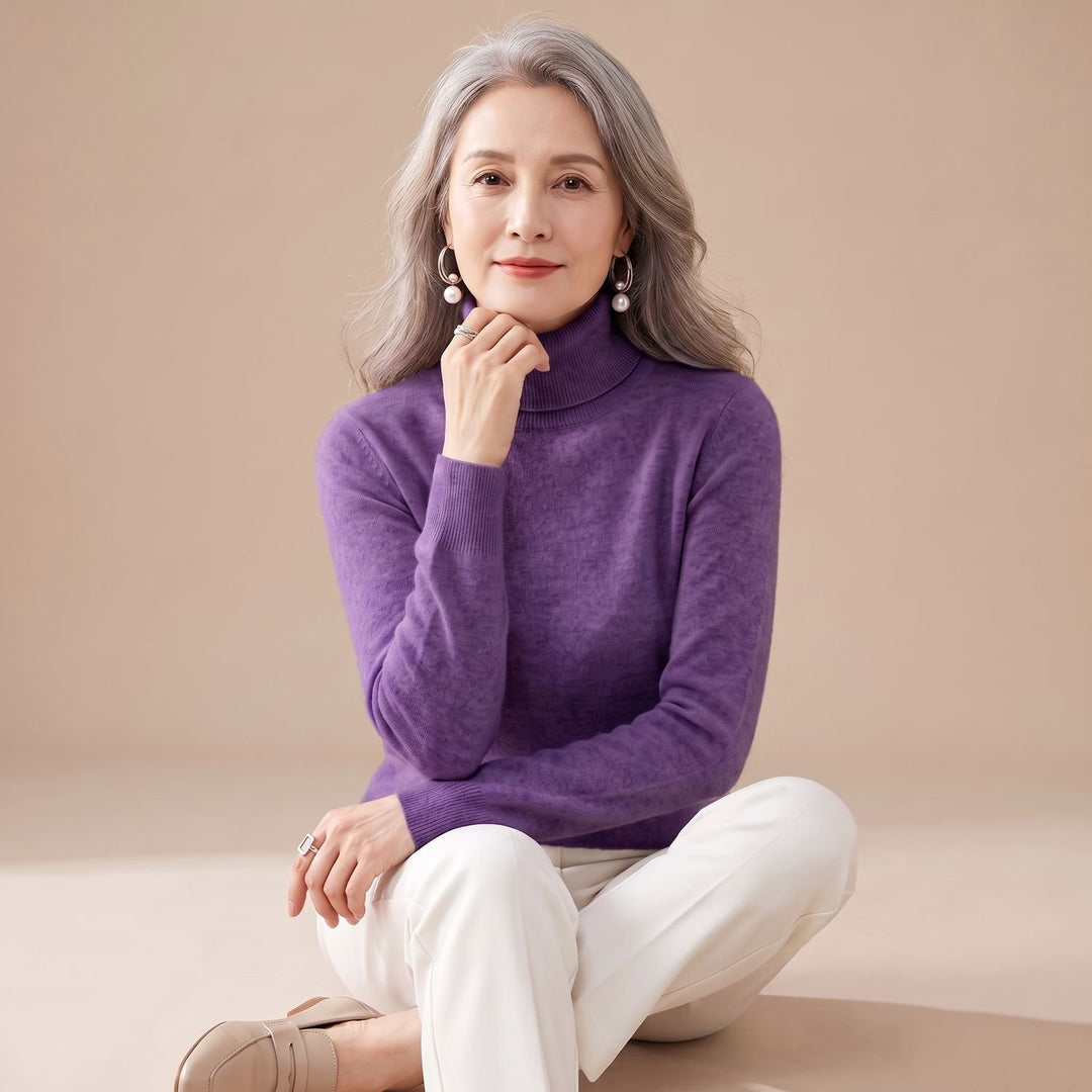 Women's Slim-Fit Cashmere Turtleneck Sweater - Purple
