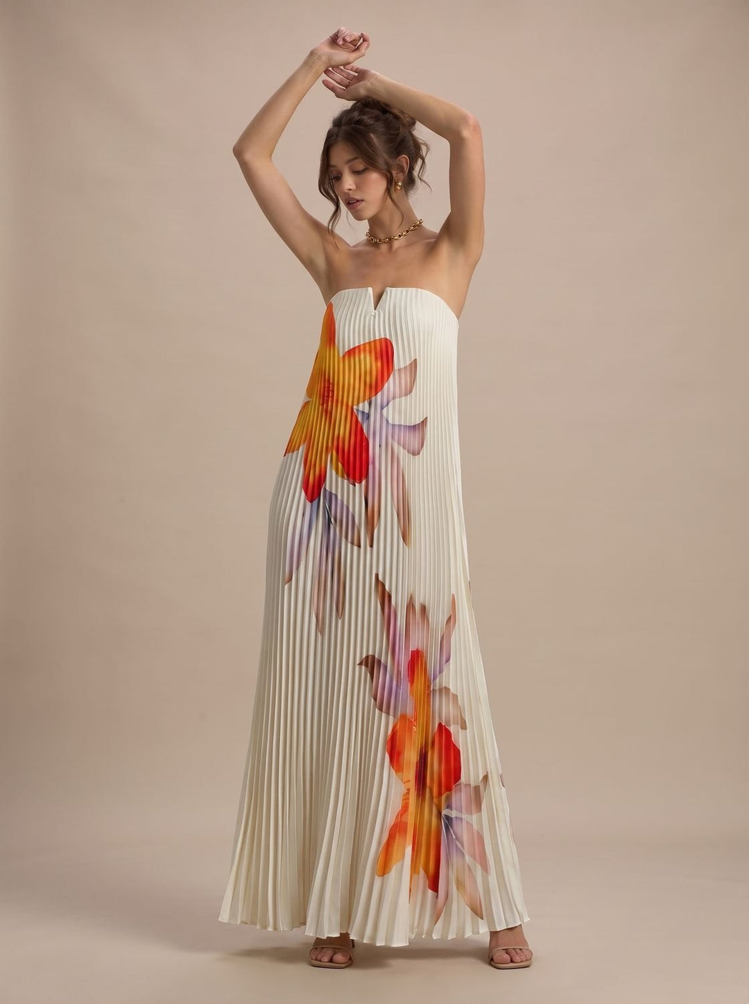 Women's Strapless Pleated Metallic Sweetheart Maxi Dress