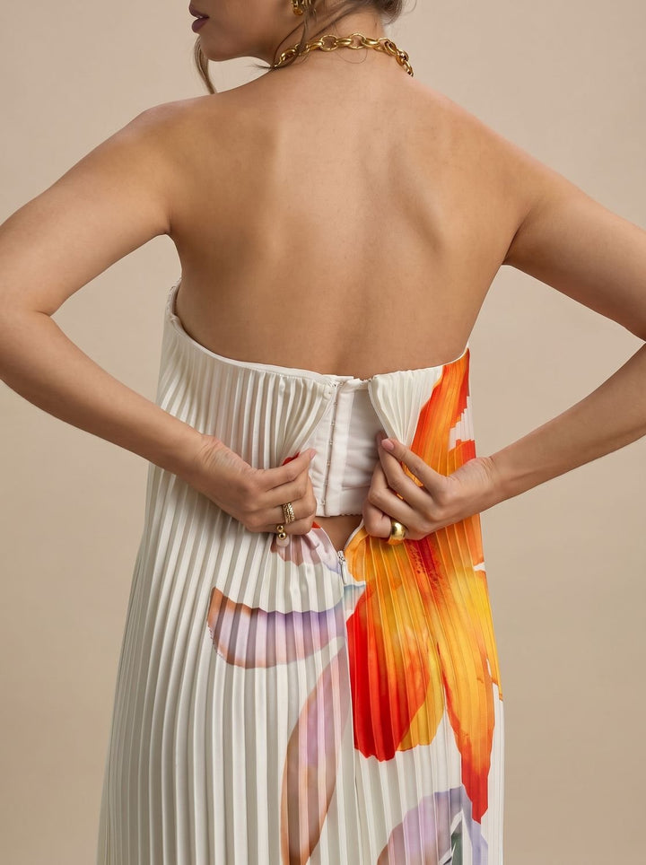 Women's Strapless Pleated Metallic Sweetheart Maxi Dress