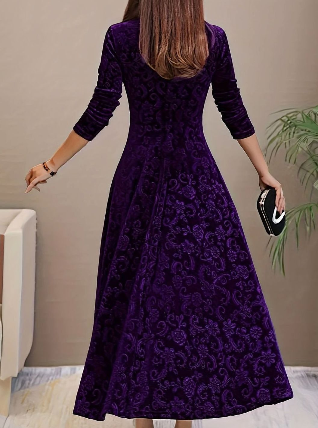 Women's Velvet V-Neck Long-Sleeve Floral Midi Dress - Purple